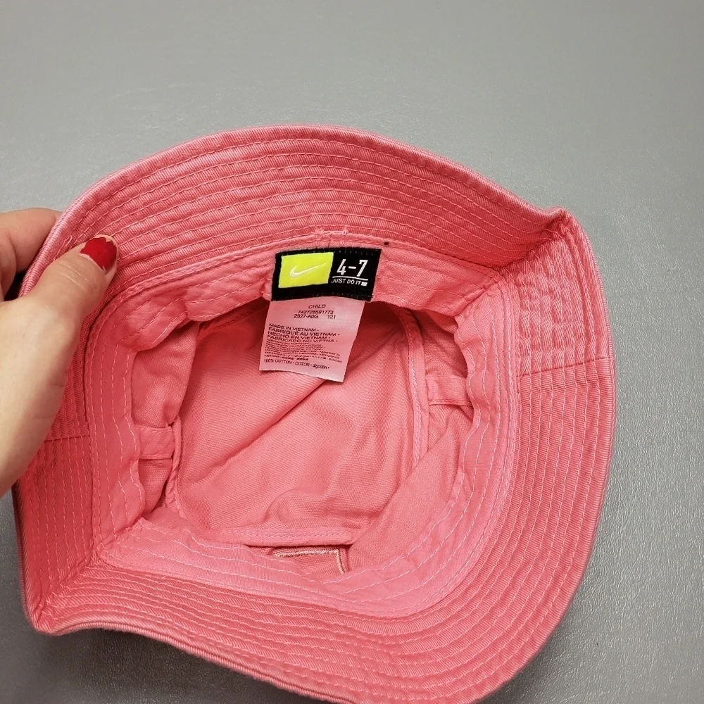 Nike girls pink